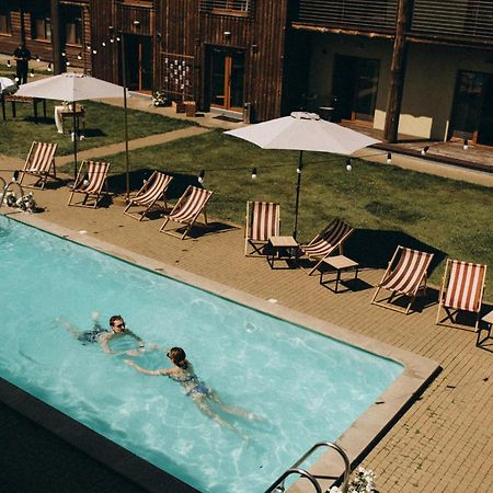 Eden Resort Yasnogorodka  Buitenkant foto