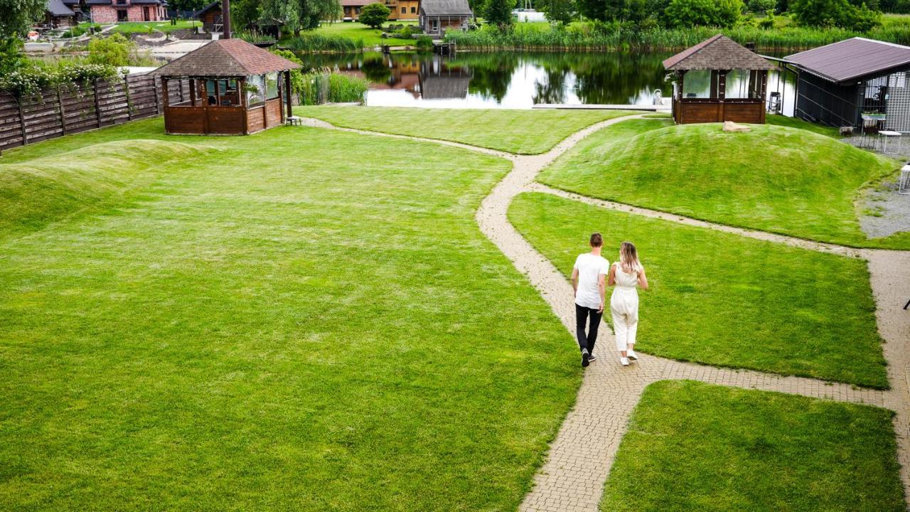 Eden Resort Yasnogorodka  Buitenkant foto
